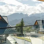 Salamandra Luxury With Jacuzzi By Bqqk كوشتيليسكا