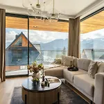 Salamandra Luxury With Jacuzzi By Bqqk فيلة كوشتيليسكا