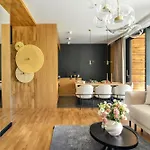 Salamandra Luxury With Jacuzzi By Bqqk فيلة كوشتيليسكا