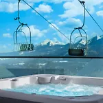 Salamandra Luxury With Jacuzzi By Bqqk فيلة