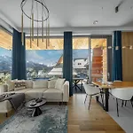 Salamandra Luxury With Jacuzzi By Bqqk * كوشتيليسكا