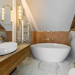 Salamandra Luxury With Jacuzzi By Bqqk