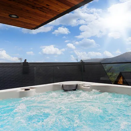 Salamandra Luxury With Jacuzzi By Bqqk * Kościelisko