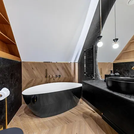 Vila Salamandra Luxury With Jacuzzi By Bqqk *
