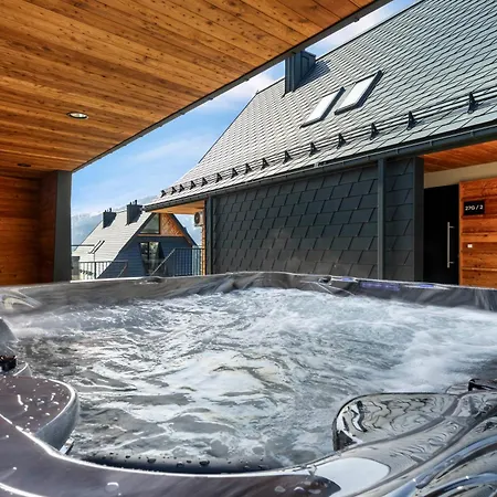 Salamandra Luxury With Jacuzzi By Bqqk Vila Kościelisko